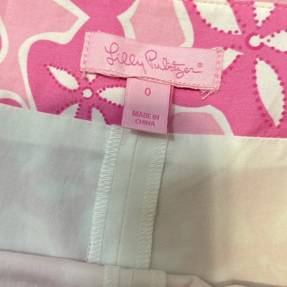 Lilly Pulitzer Pink/White Floral Pattern Skirt with Built-in shorts - Picture 3 of 5